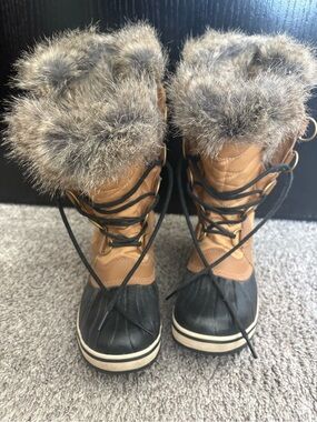 Sorel Waterproof Faux-Fur Lined Snow Bootsl